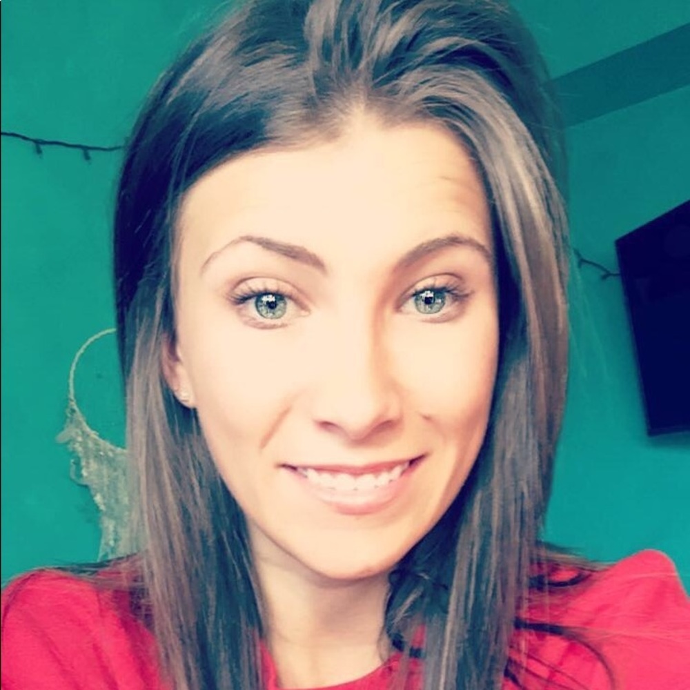 Meet your Posher, Marisa